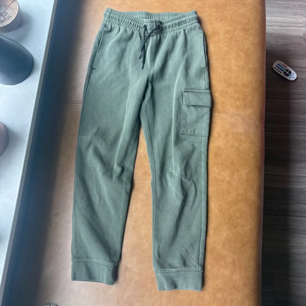 Old Navy Active Boys Medium 8 Dynamic Fleece Cargo Joggers Olive Green Pants